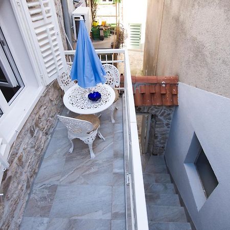 La Casa Di Pietra Apartment Đảo Đảo Krk Ngoại thất bức ảnh
