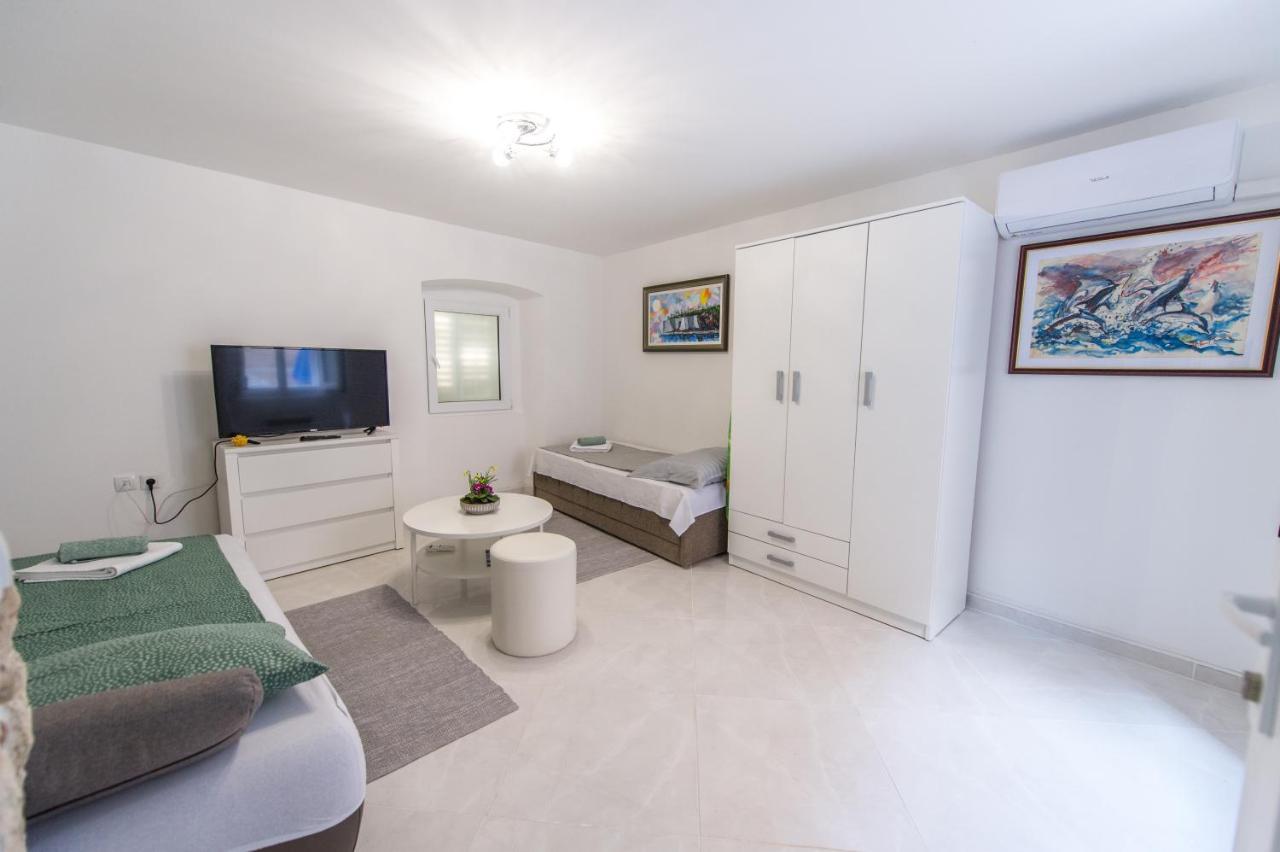 La Casa Di Pietra Apartment Đảo Đảo Krk Ngoại thất bức ảnh